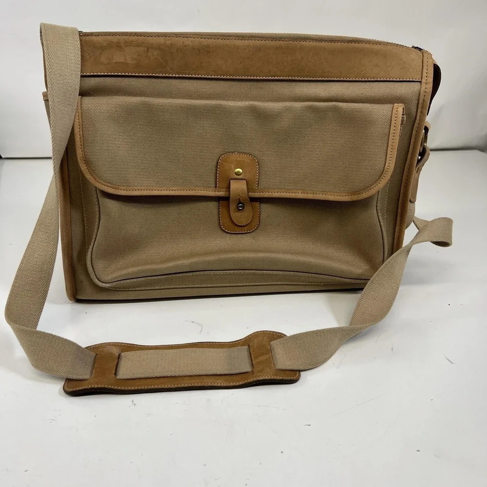 Vintage Brahmin Beige 16